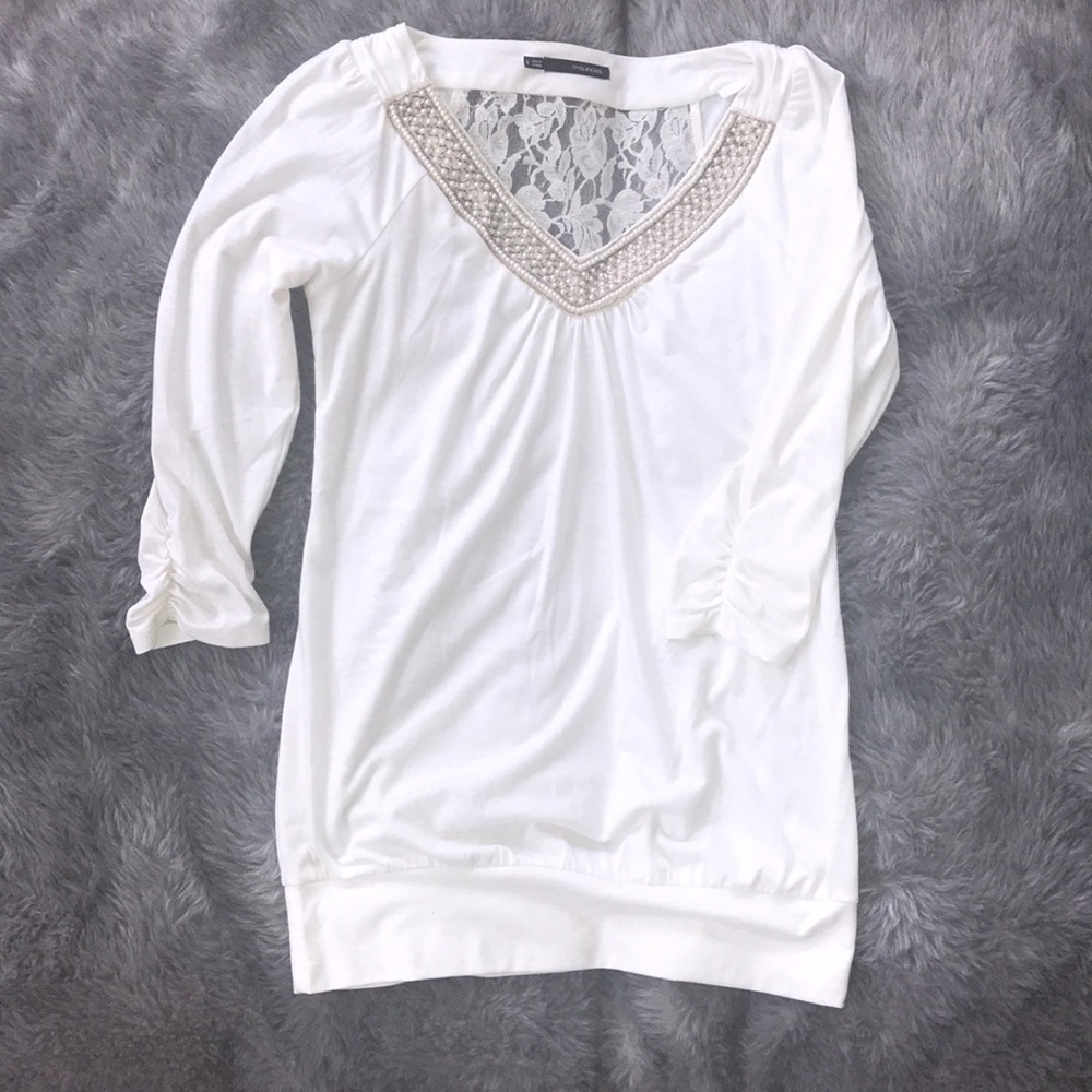 3/4 sleeve embellished top